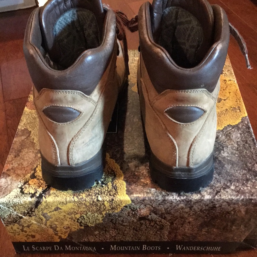 Zamberlan Mountain Boots - Picture 2 of 7